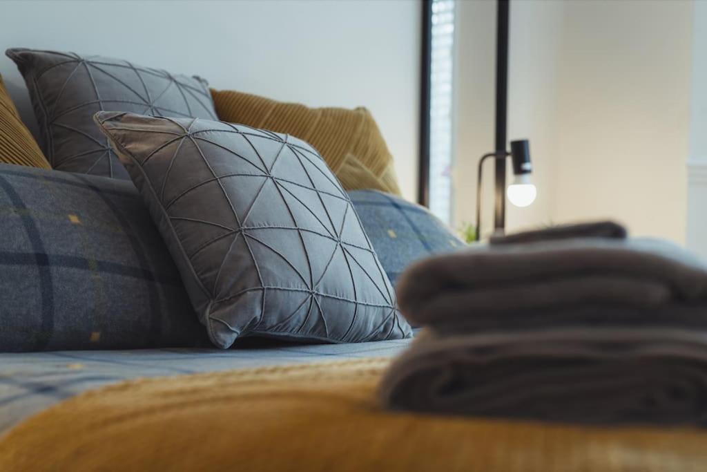 1 Bed - Wifi - Pet Friendly - Harrow Lägenhet Exteriör bild