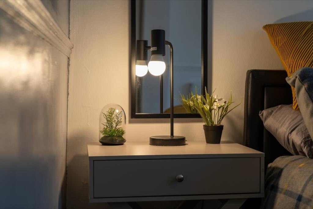1 Bed - Wifi - Pet Friendly - Harrow Lägenhet Exteriör bild