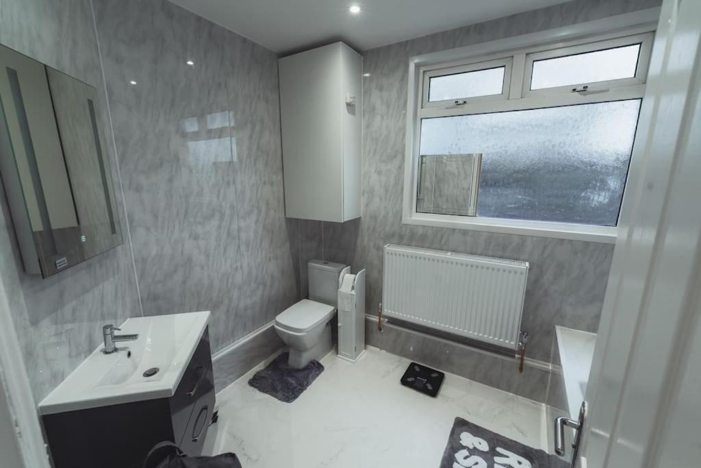 1 Bed - Wifi - Pet Friendly - Harrow Lägenhet Exteriör bild